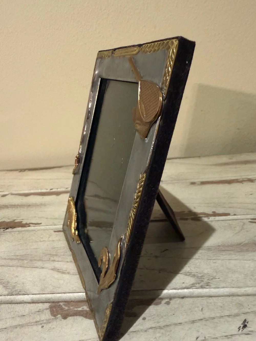 Vintage Fishing Theme Picture Frame Metal & Brass Fish Net Hook